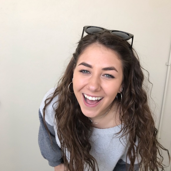 Meet your Posher, Grace - Picture 1 of 1